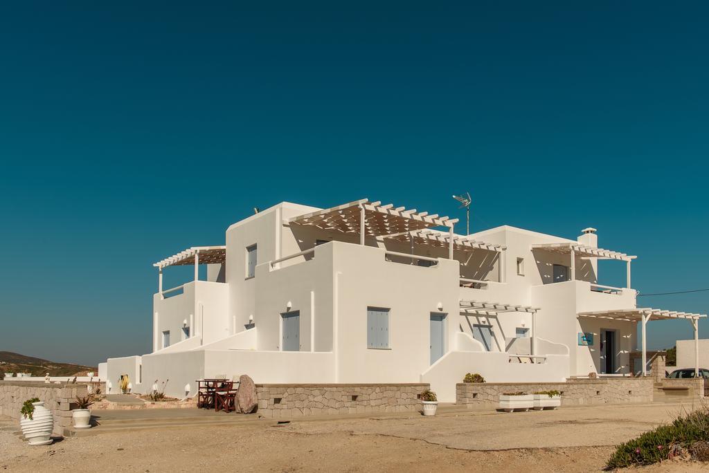 Tania Milos Pollonia Exterior foto
