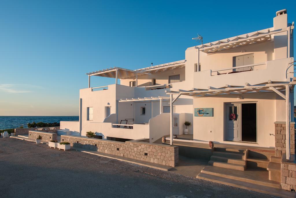 Tania Milos Pollonia Exterior foto